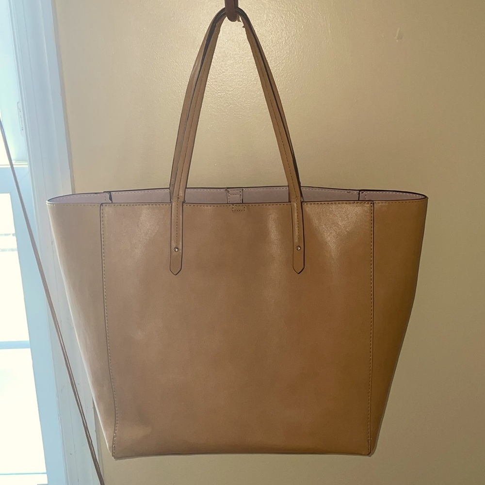 Gap Tote